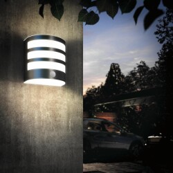 Elegant led outdoor wall light Calgary in silver with sensor