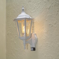 Harmonious wall lamp Firenze made of aluminium and glass...
