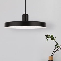 Pendant lamp Chioto in black matte and white e27