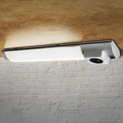 led under cabinet light with socket Detmold in white