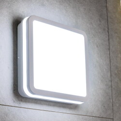 LED Deckenleuchte Beno in Weiß 24W 2060lm IP54 eckig
